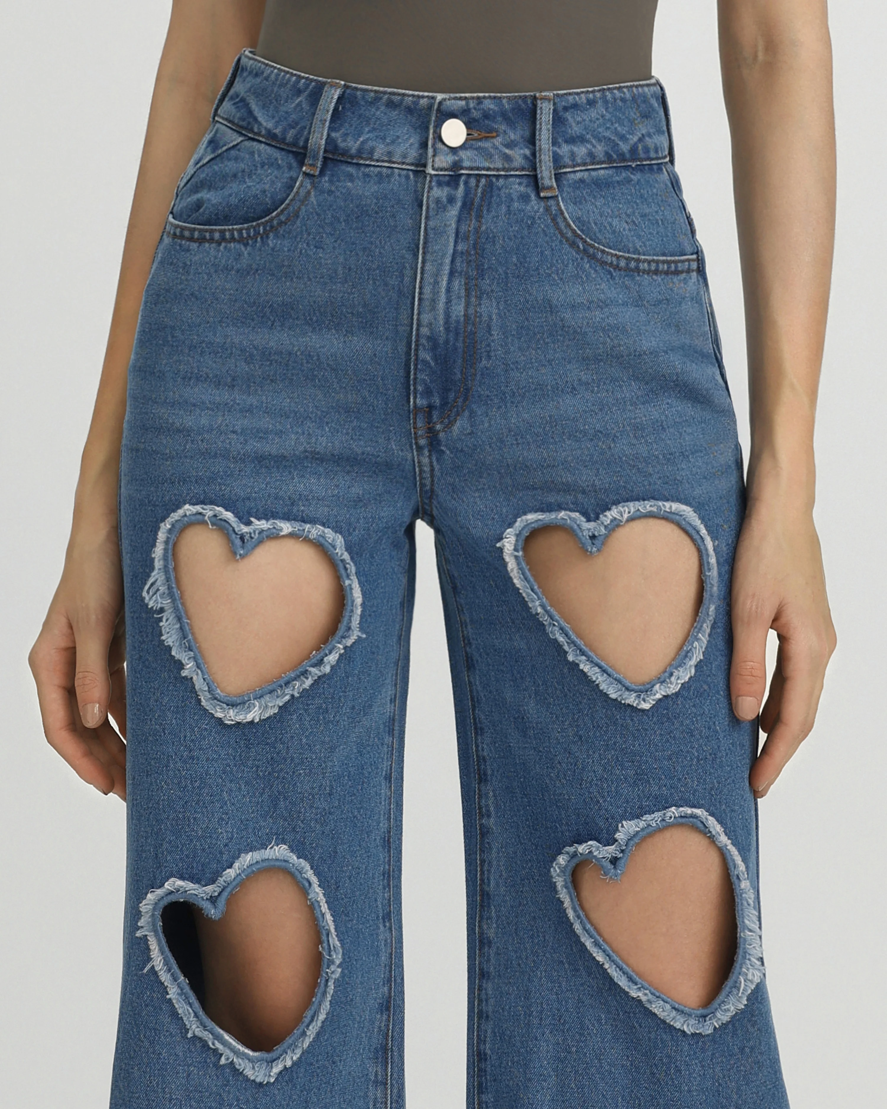Jeans in Denim con Cuore Intagliato e Decorazioni Sophia - Blu Medio - Image 5